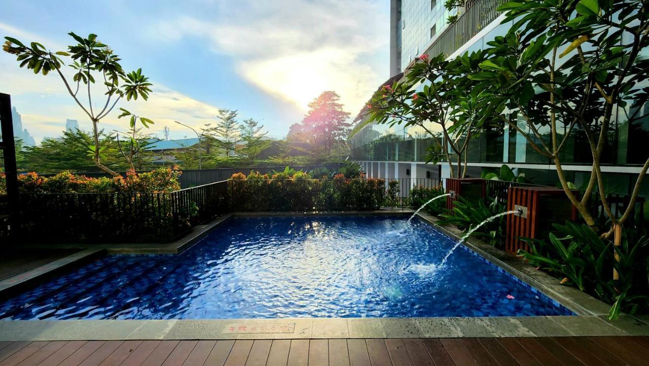 Unforgettable Nights Next To Ascott Sudirman -Min Stay 3 Nights- Джакарта Экстерьер фото